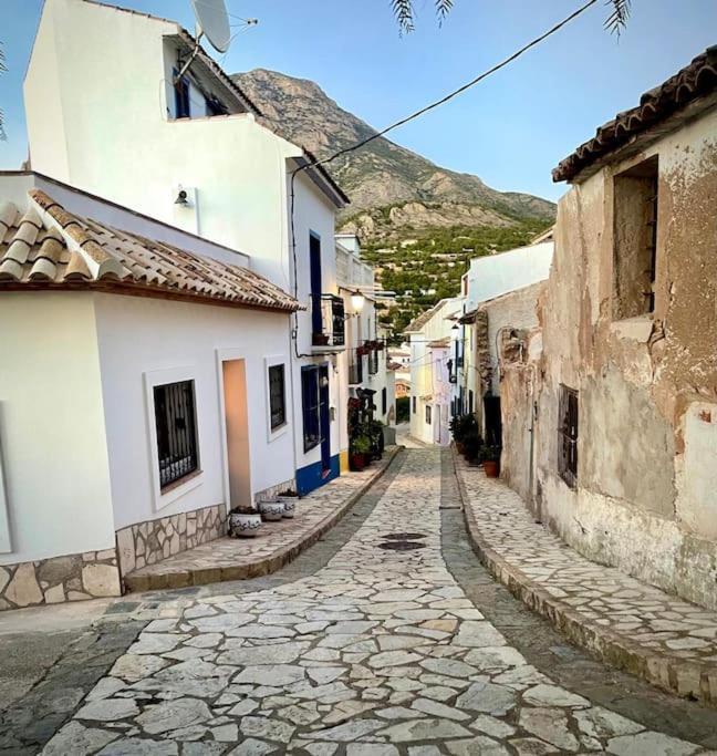 Casa De Suenos - Village House Финестрат Екстериор снимка